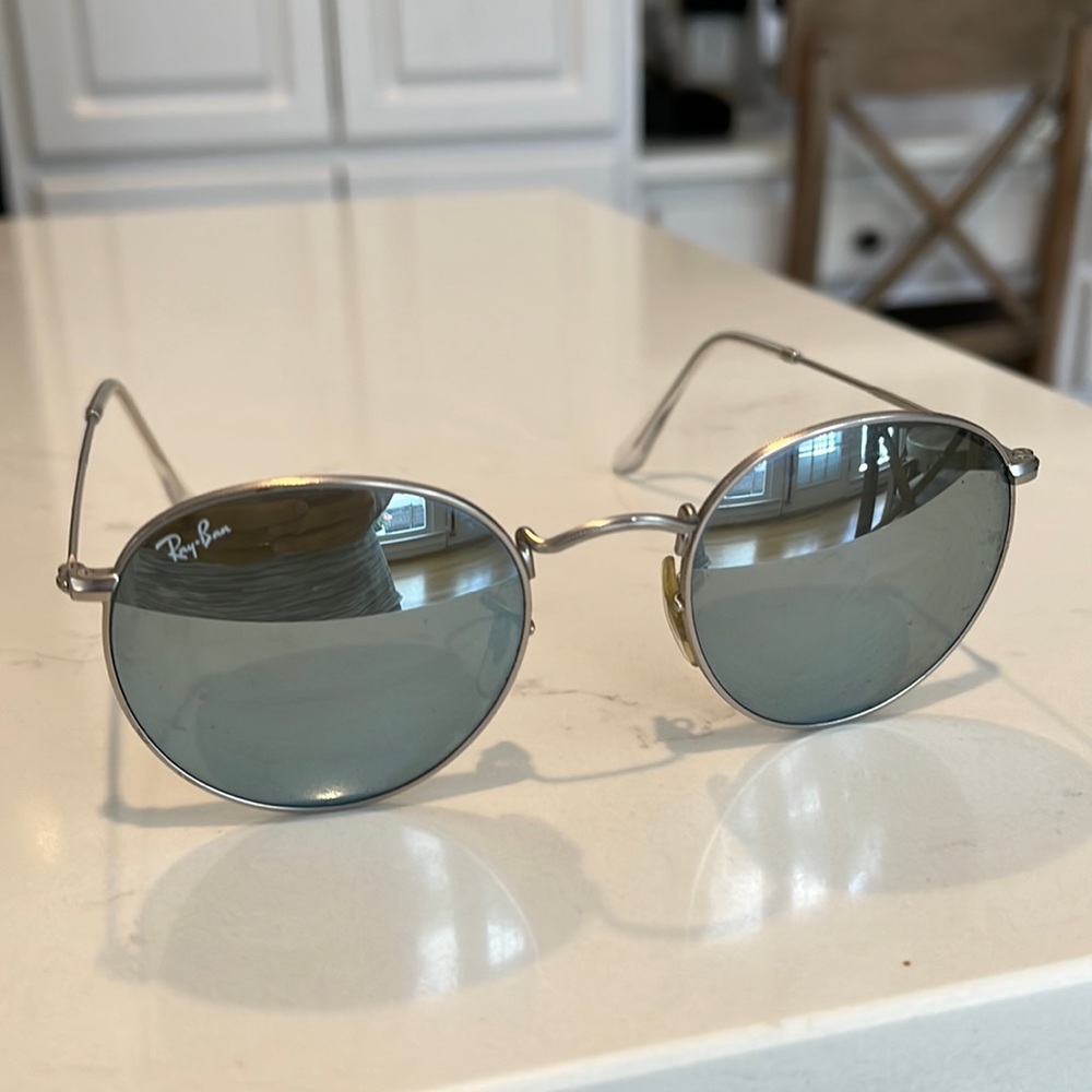 Authentic Round Metal Raybans
